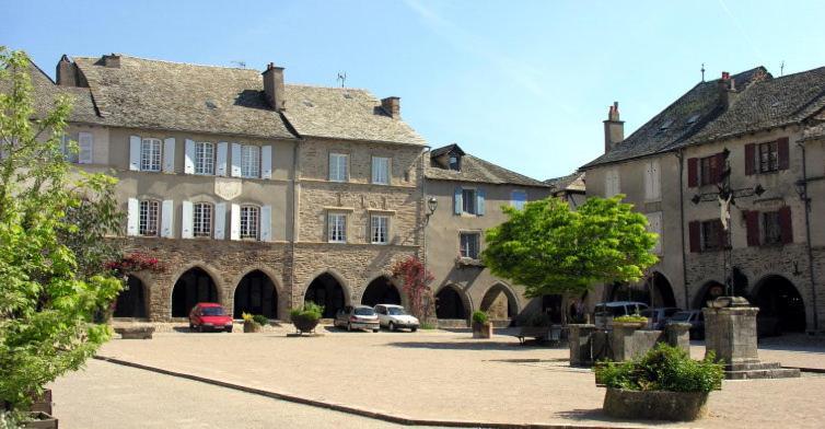 La Palatine à 20 mn de Rodez Calmont (Aveyron) Exterior foto